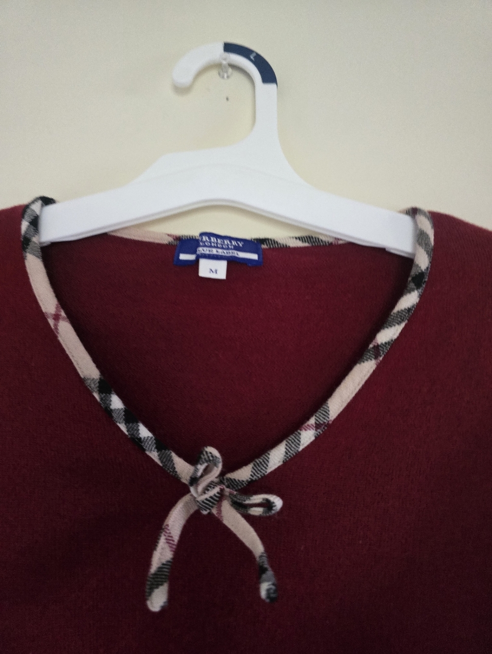 Burberry Blue Label Japanese Wool Burgundy V-Neck Sweater Nova Check Trim Rare - Picture 5 of 12